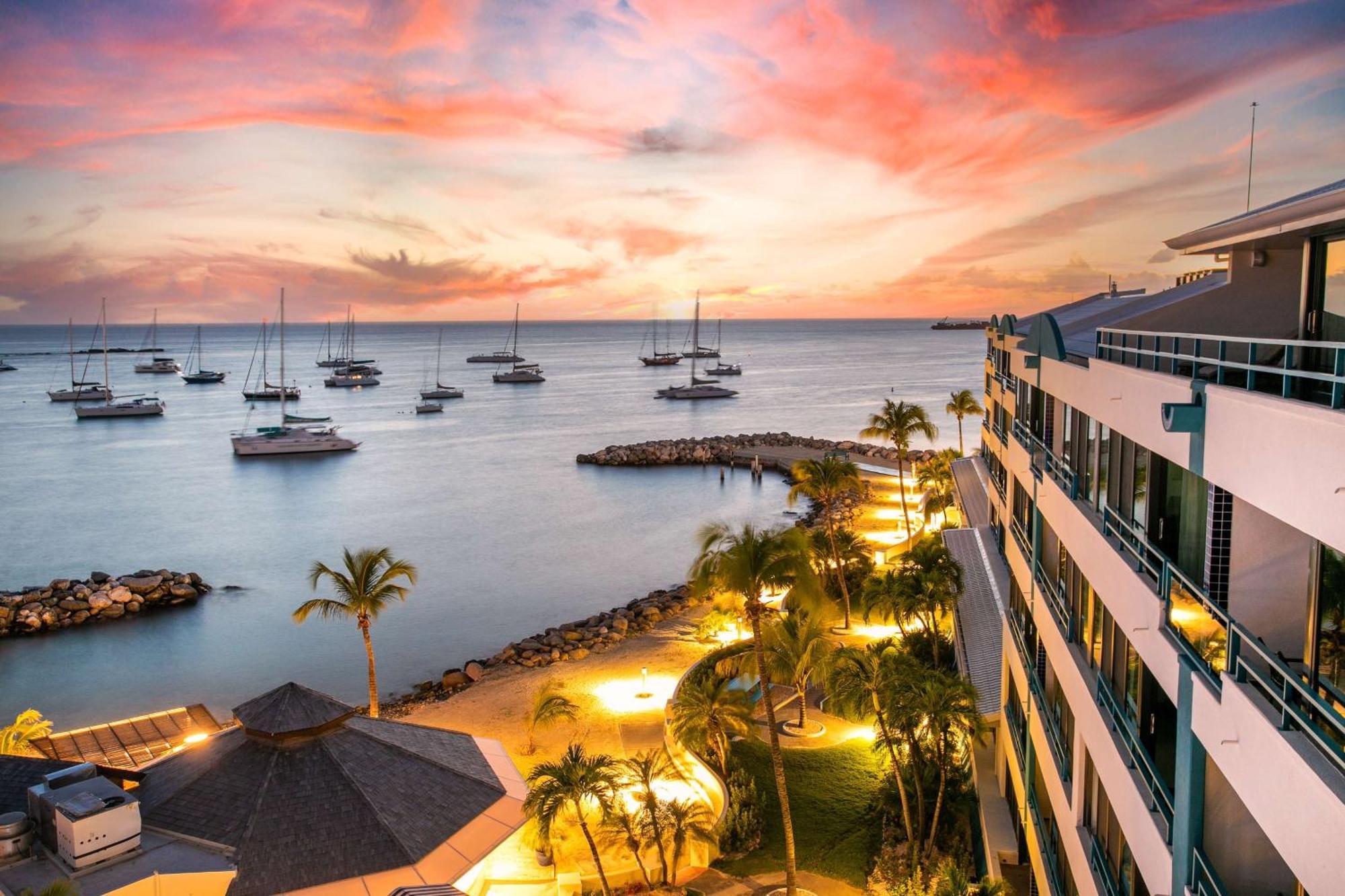 Hilton Vacation Club Royal Palm St Maarten Koolbaai Buitenkant foto